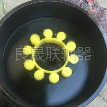 MLL型带制动轮梅花形弹性联轴器3 MLL型带制动轮梅花形弹性联轴器3